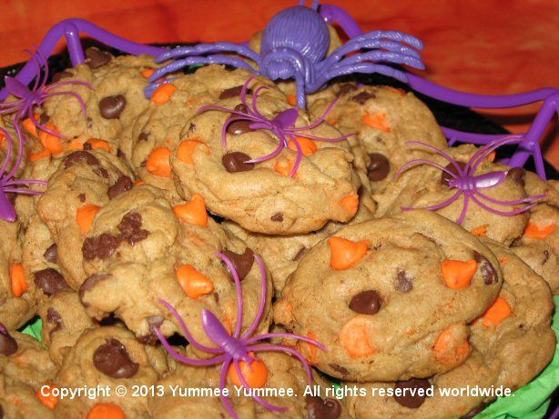 Chocolate Chip Cookiee recipe with Yummee Yummee's Cookiees mix.