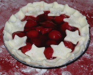 Gluten Free Pie Crust from Yummee Yummee - a mini cherry pie! Click here for Dreamees mix recipes.