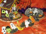 Easy Cut Sugar Cookiees - A Spooky Choco-Grahamee Haunted House!