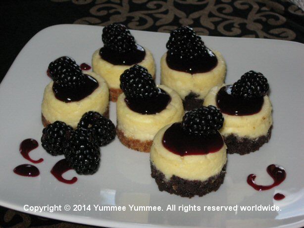 Mini Blackberry Cheesecakes - gluten-free