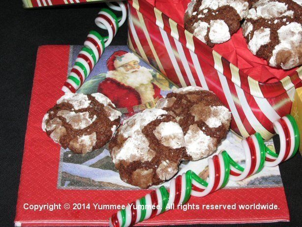 Chocolate Crackle Cookies - make a great GF gift for a special friend or family member.