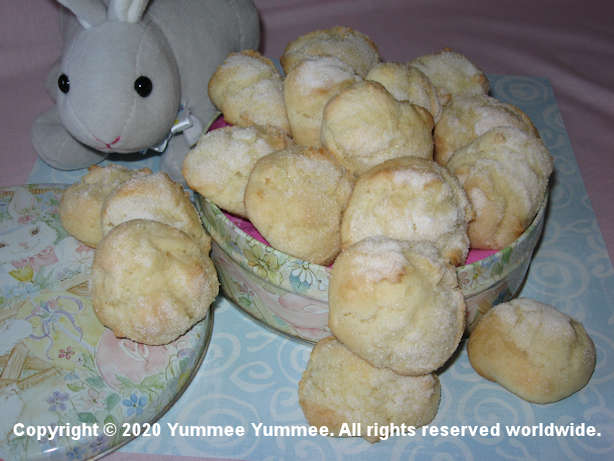 Amish Mini Sugar Cakes make delectable fluffy bunny tails.