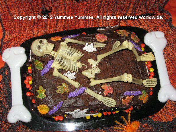 Watch a skeleton rise from the grave. Do you know our trick for making the dirt? Watch a skeleton rise from the grave. Do you know our trick for making the dirt?