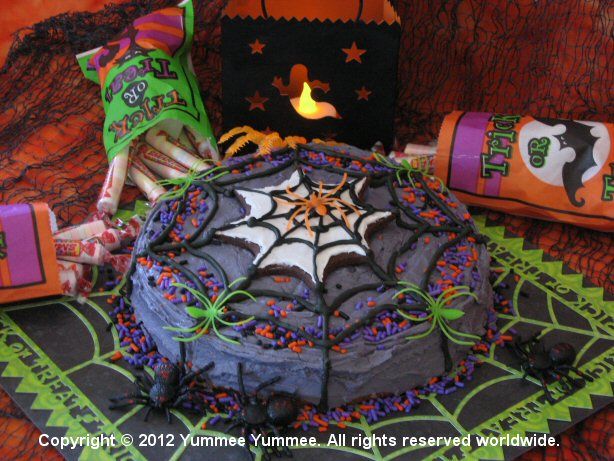 Spiders, spiders everywhere even on the cake. Well, why not? It is HALLOWEEN! Spiders, spiders everywhere even on the cake. Well, why not? It is HALLOWEEN!