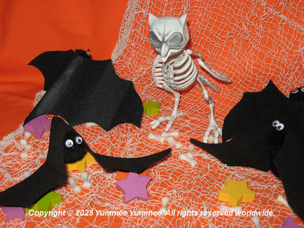 Halloween decorating should be fun and inexpensive. A little effort and money goes a long way. Boo!