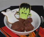 Easy Cut Sugar Cookiees with Chocolate Ice Cream Easy Cut Sugar Cookiees with Chocolate Ice Cream