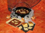 Witches Brew (Chili) with Cheddar Cheese Crackers Yummee Yummee Witches Brew (Chili) with Cheddar
Chees e Crackers