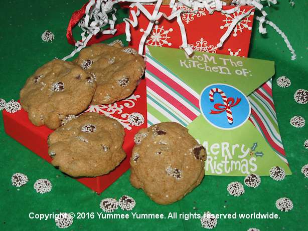 Chocolate Chip Cookies with Sno Caps in a gift box or an envelope. It's a clever and simple gift idea. Chocolate Chip Cookies with Sno Caps in a gift box or an envelope. It's a clever and simple gift idea.