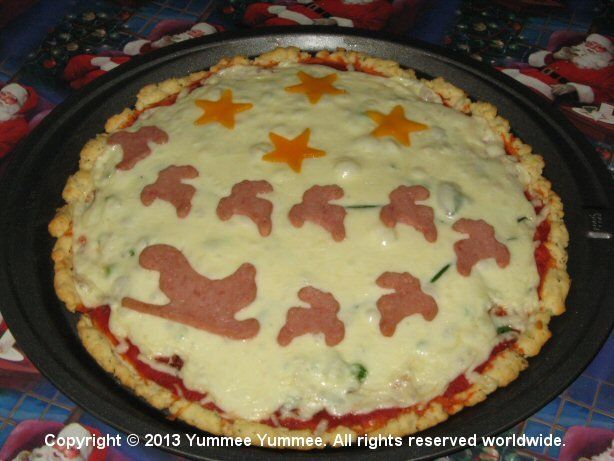 It's Santa's sleigh and his reindeer on a pizza. Watch them climb to the stars. It's Santa's sleigh and his reindeer on a pizza. Watch them climb to the stars.