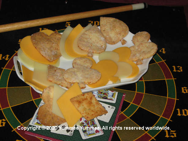 Card Crackers - Stack the deck with these fun game night inspired crackers. Card Crackers - Stack the deck with these fun game night inspired crackers.